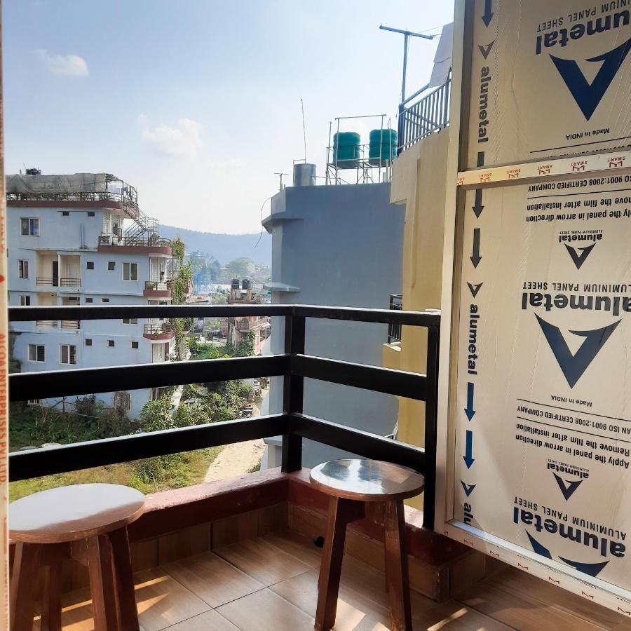 Hotel Elite Pokhara Kültér fotó