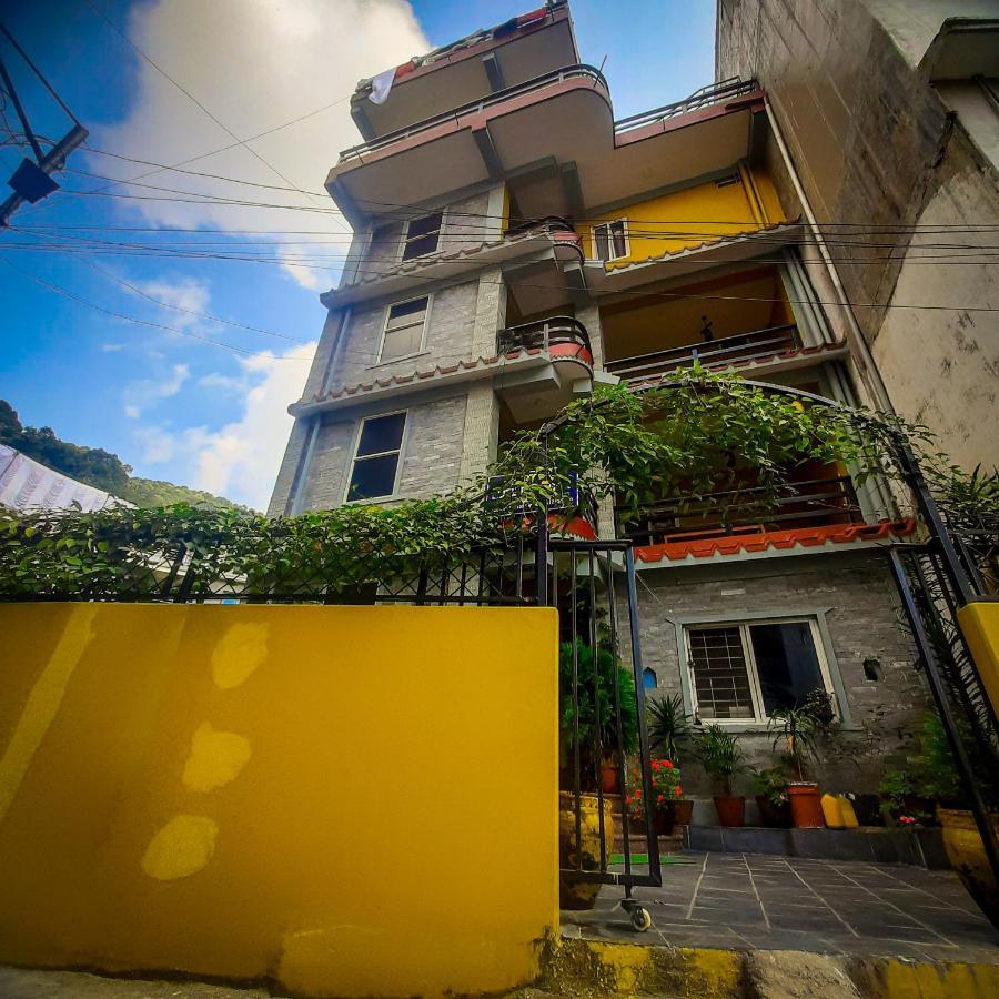 Hotel Elite Pokhara Kültér fotó