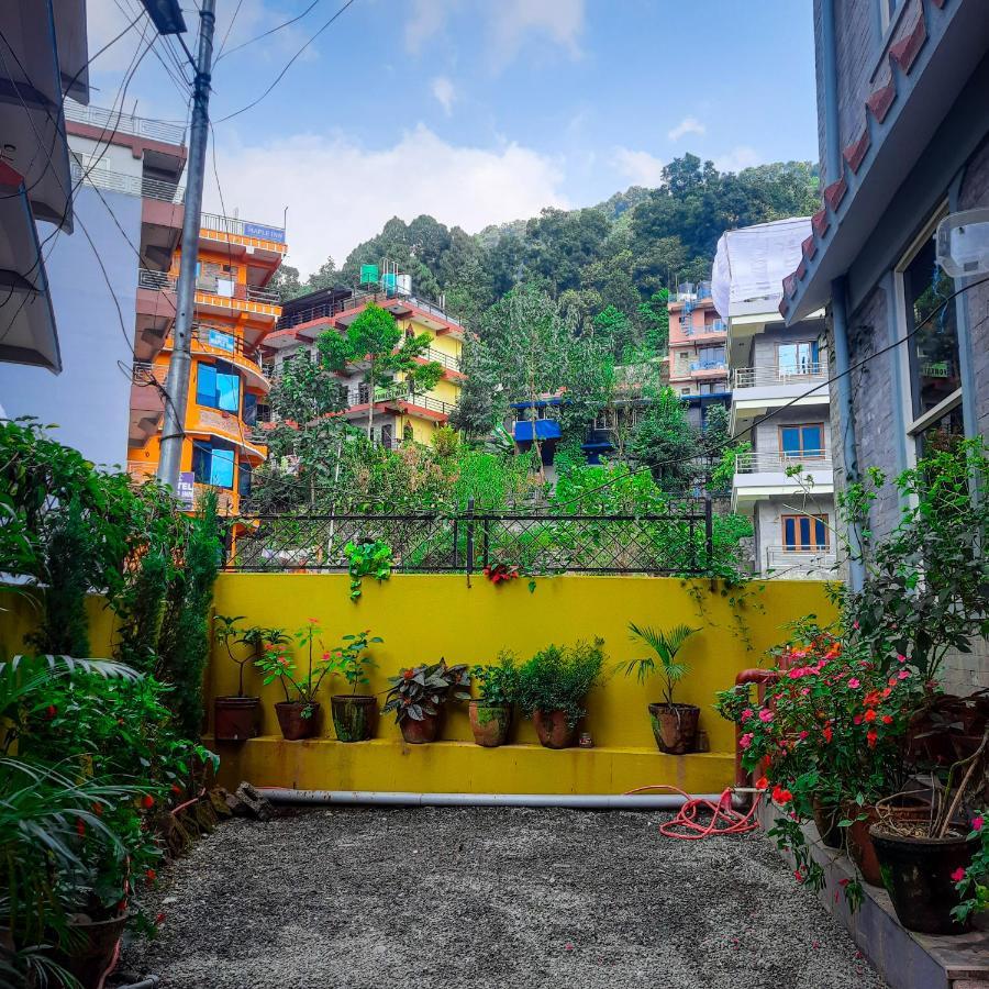 Hotel Elite Pokhara Kültér fotó