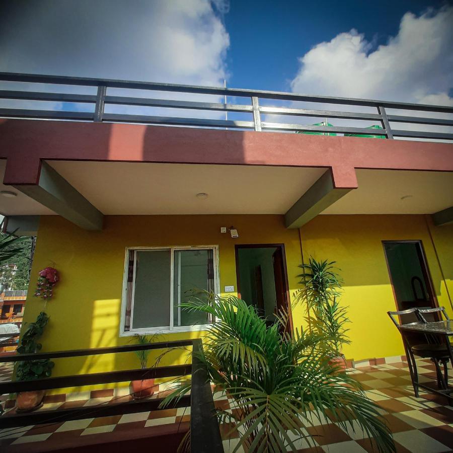 Hotel Elite Pokhara Kültér fotó