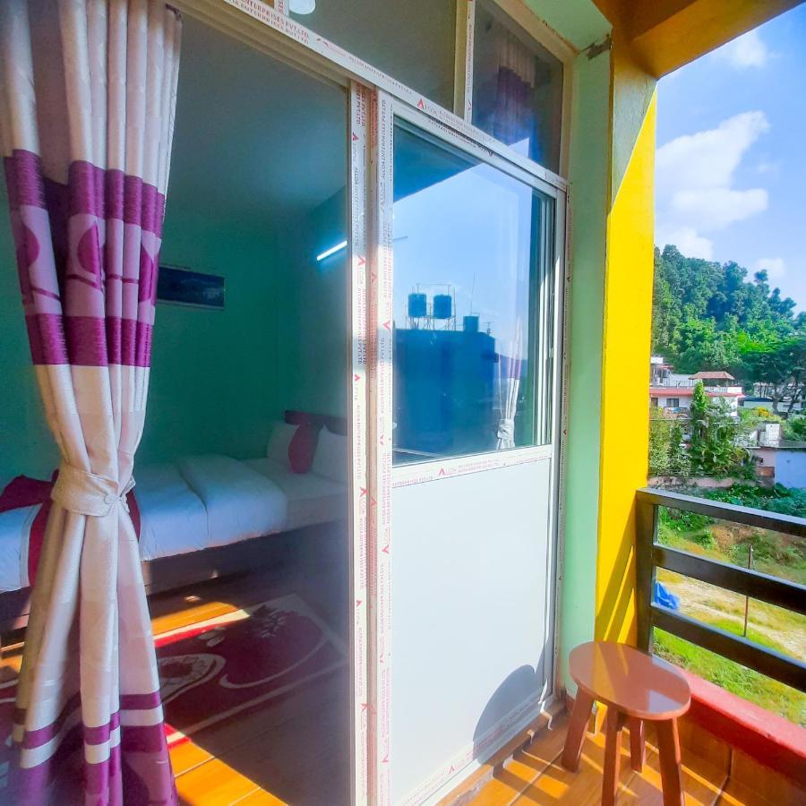 Hotel Elite Pokhara Kültér fotó