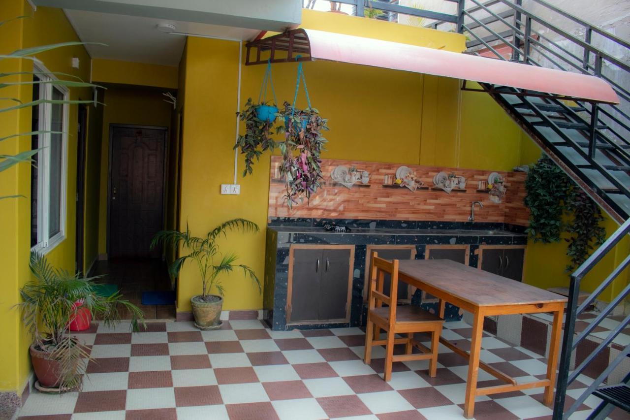 Hotel Elite Pokhara Kültér fotó
