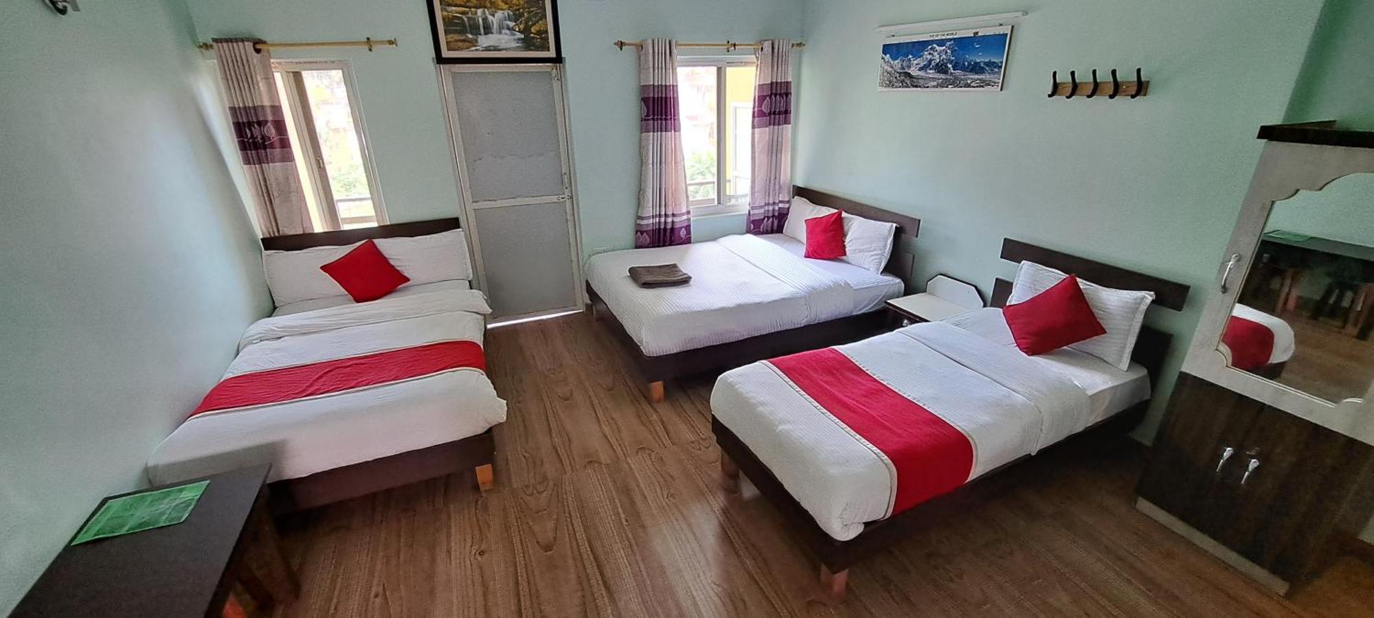 Hotel Elite Pokhara Kültér fotó